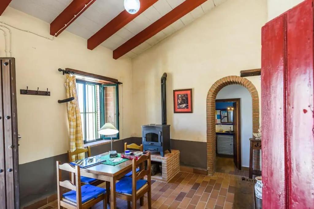 הוילה לה פואבלה דה לוס אינפאנטס Casa Cortijo En Dehesa Sierra Leon מראה חיצוני תמונה